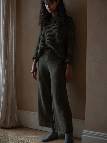 The Wide Leg Knit Trouser - Women's