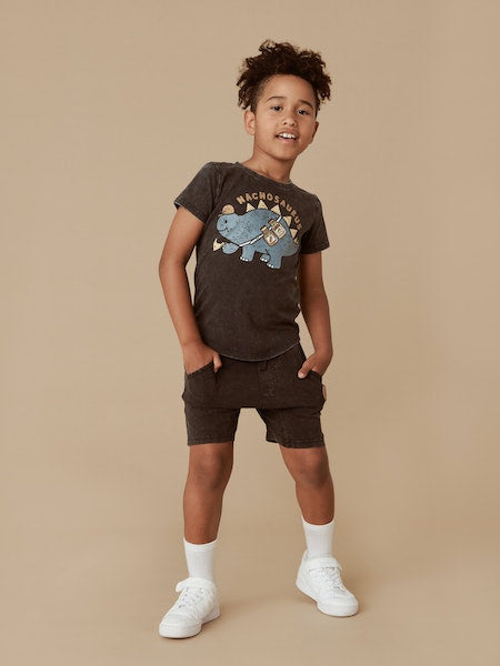 VINTAGE BLACK SLOUCH SHORTS