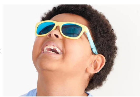 So Retro Two Tone Navigator