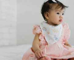 Deluxe Muslin Reversible Bandana Bib - Rainbows & Raindrops
