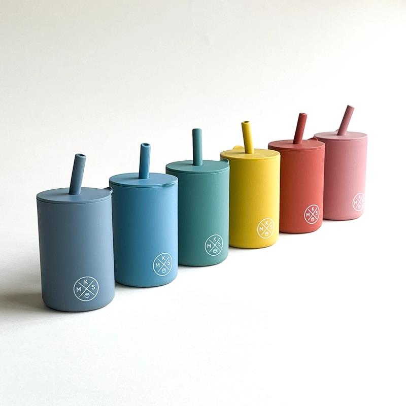 Silicone kids training drinking cup with straw-Charcoal