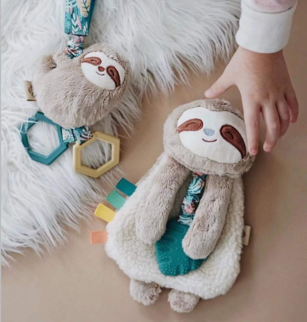 Itzy Ritzy – DK Fun
